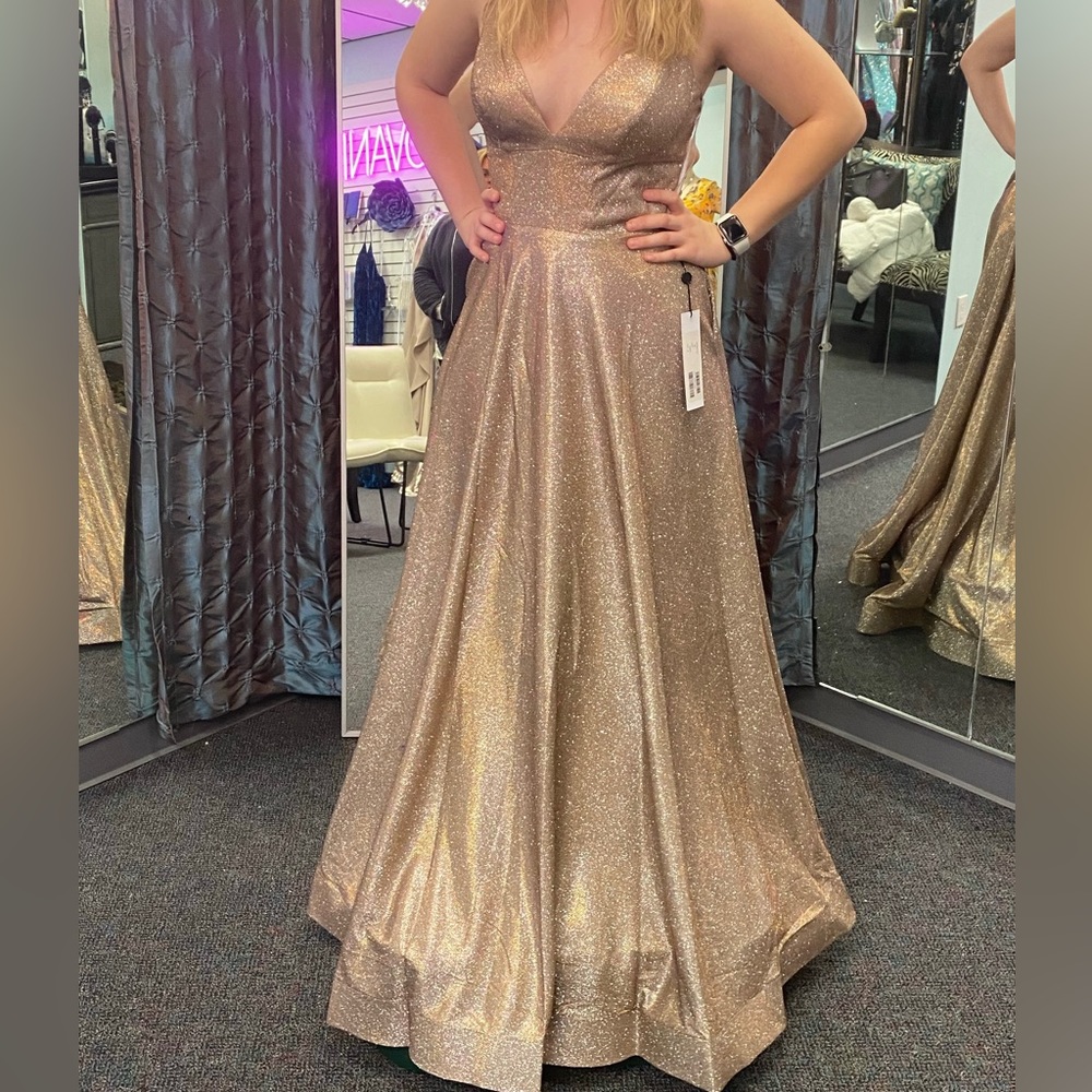 JOVANI DRESS IN PERFECT CONDITION WORN ONCE